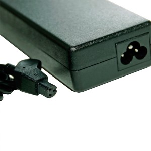 Zasilacz impulsowy 90 W  20 V / 3,5 A 