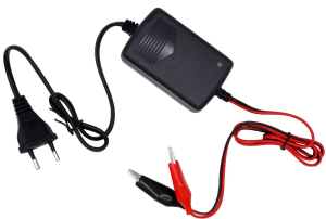 Ładowarka do akumulatorów żelowych 12V/7-14Ah.
