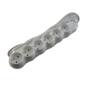 Przedłużacz 6 gniazd 1.5m z uchwytem do mocowania