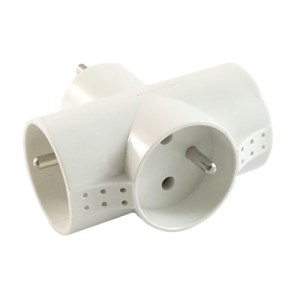 Rozgałęźnik 3 x 16A z zabezpieczeniem przepięciowym