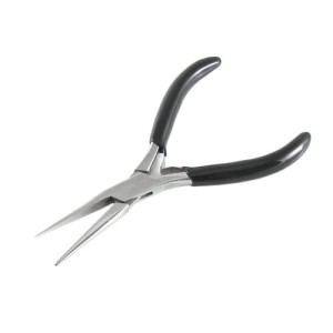 Szczypce płaskie (długość ramion 135mm) 1PK-26