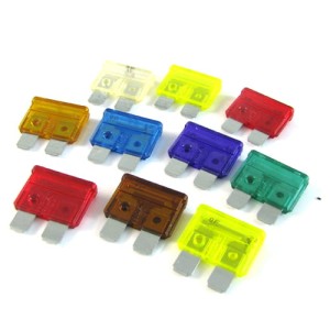 Zestaw bezpieczników samochodowych nożowych