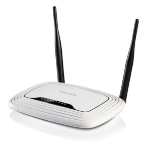 Router 4 porty LAN obsługa sieci bezprzewodowych (11b/g/n)
